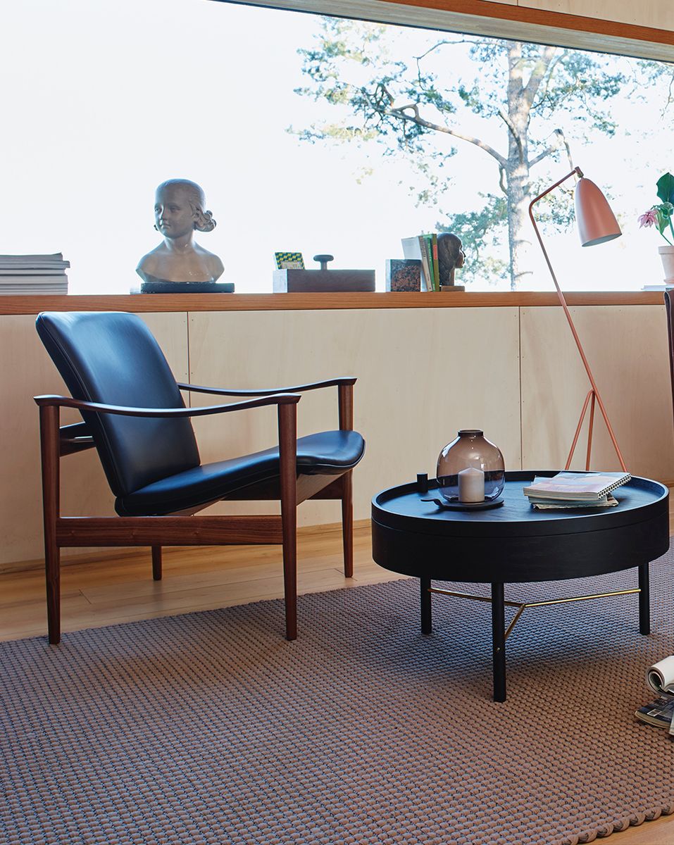 LK Hjelle Modell 711 Lenestol, Valnøtt