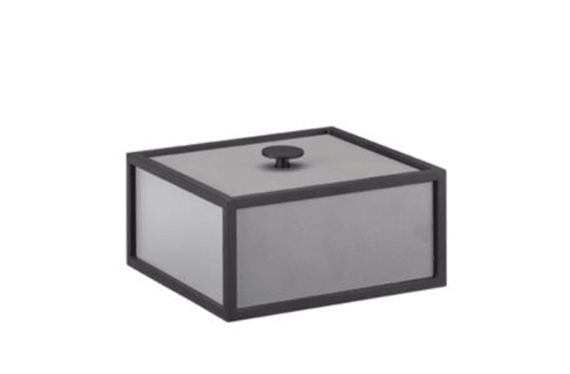 By Lassen Frame Boks 14, Utstilling