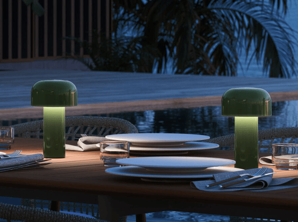 Hovedbilde Flos Bellhop Oppladbar lampe green