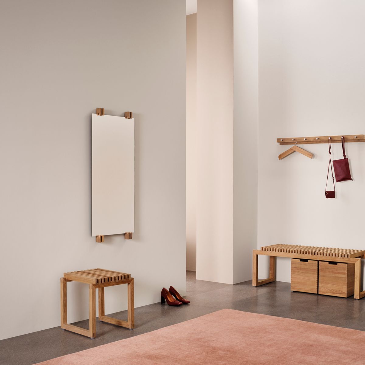 Fritz Hansen Cutter Stool, Sort Eik